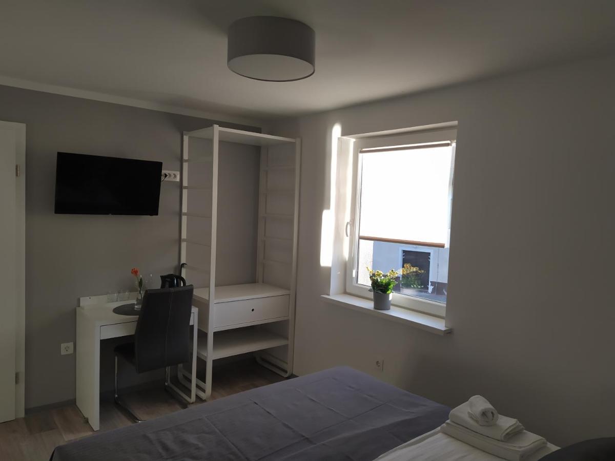Apartment Trubarjeva33, Near Ljubljana, Free Parking Velike Lasce Eksteriør billede
