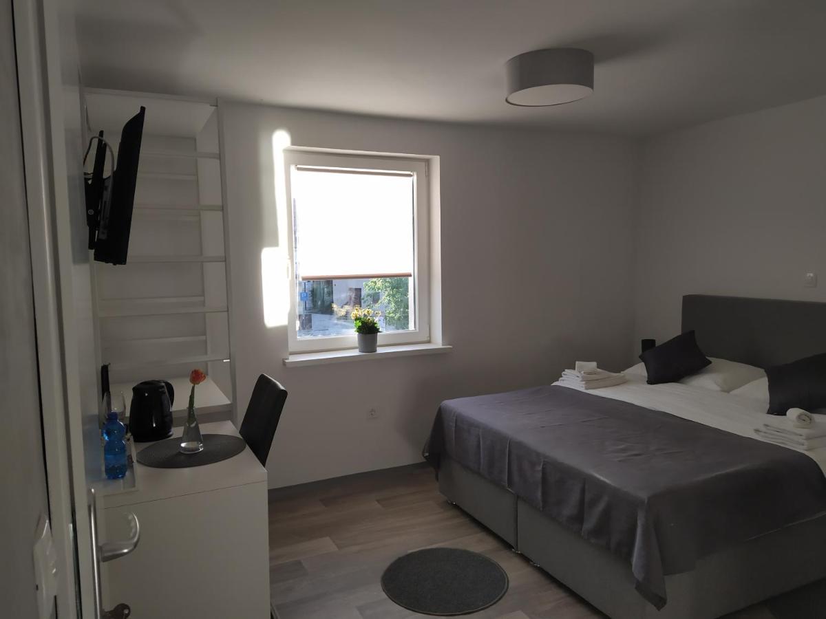 Apartment Trubarjeva33, Near Ljubljana, Free Parking Velike Lasce Eksteriør billede