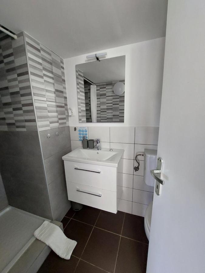 Apartment Trubarjeva33, Near Ljubljana, Free Parking Velike Lasce Eksteriør billede